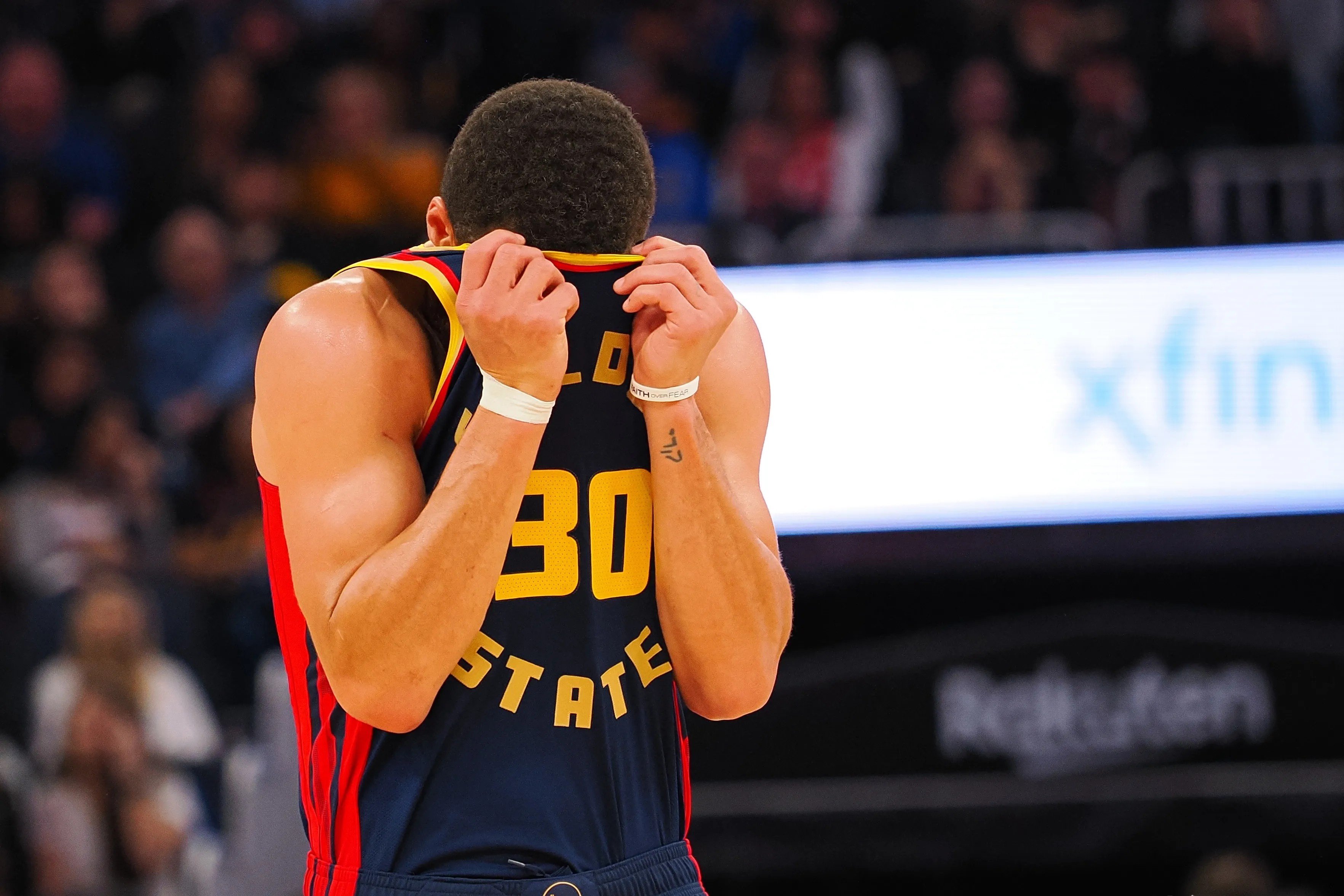 九游网页版入口-包含比赛规则变更首场状态出色,美国队观众沸腾!,库里重返赛场热度持续攀升的词条